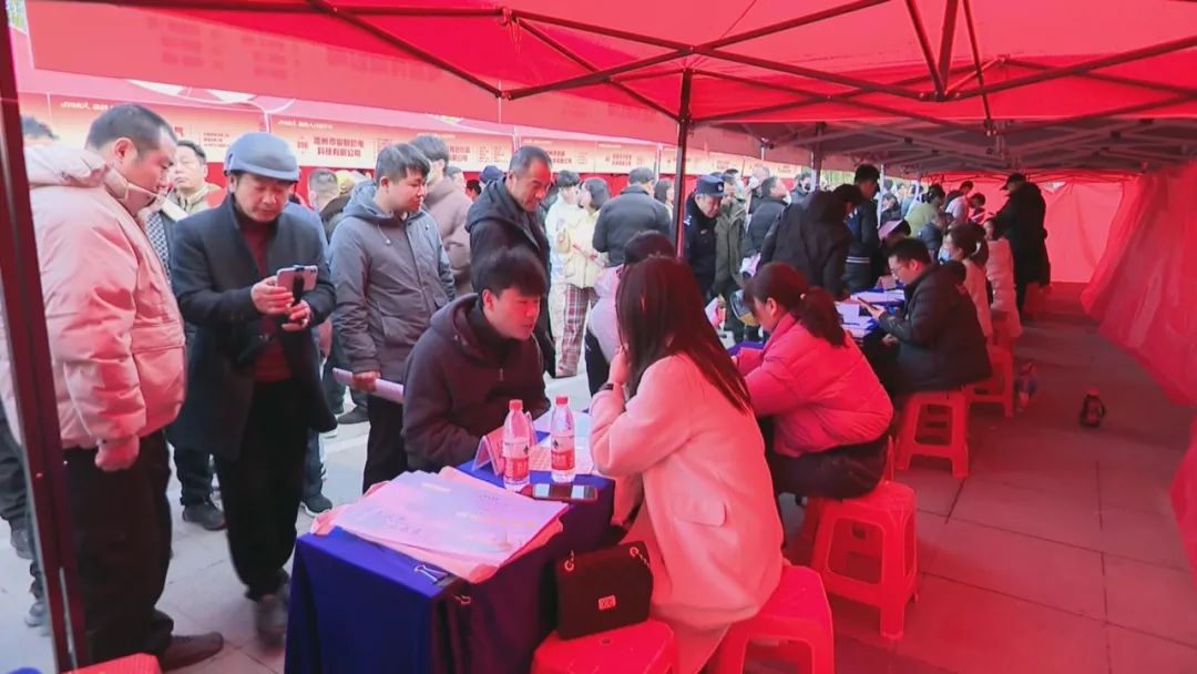 【锦绣中国年·徽风皖韵】安徽：“春风”送岗助就业精准服务助发展(图3)