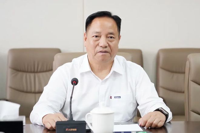 山东乳山市副市长李庆龙一行到人民控股考察交流(图3)