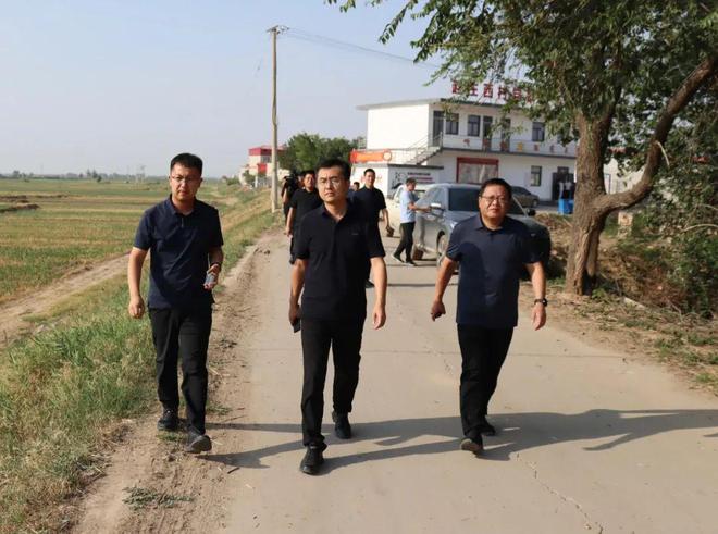 区政府主要领导督导检查大气污染防治工作•实地调研工业企业生产经营情况•一线督导防汛备汛工作(图3)