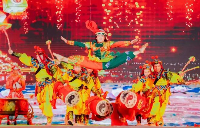 致敬2024白银翘首2025(图8)