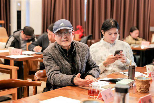 天津市广顺源机械制造有限公司取得一种阀门金属件加工用定位装置专利方便对阀门进行快速上下料和定位(图13)