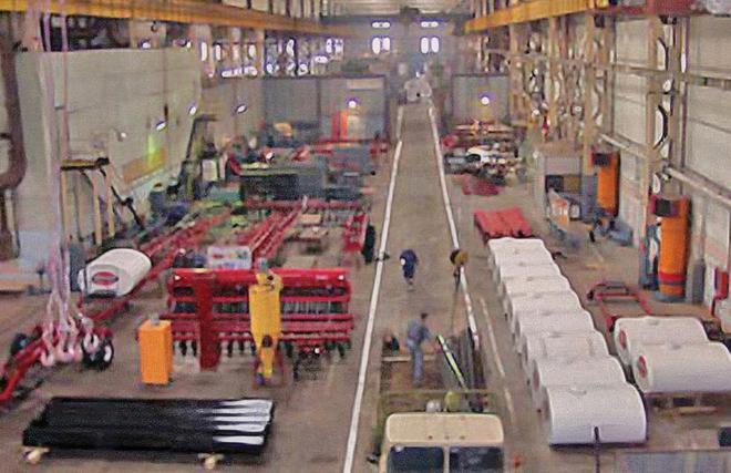 史诗级废墟中的2S19姆斯塔-S自行火炮工厂(图3)