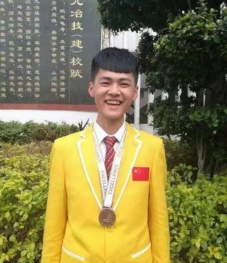 东区新青年“95后”技能大师卞涛的大国工匠成长路(图2)