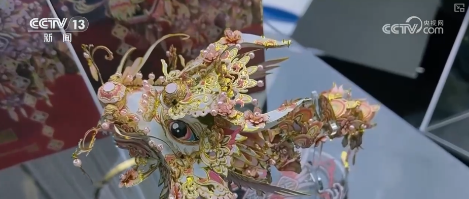 从10版到30版数智革新！“AI+国潮”打造现象级潮玩IP传统文化走向新高度(图3)