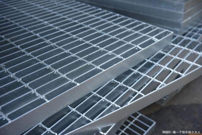 河北星贝金属丝网制品：专注钢格板制造品质卓越助力工业发展(图1)