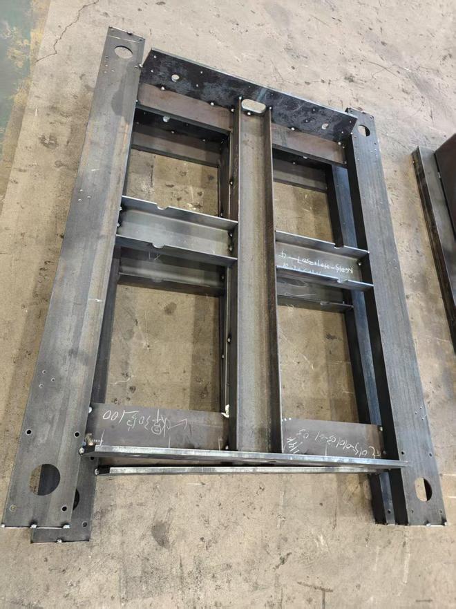 浙江金属焊接厂家-大件加工厂家-湖州鑫成(图1)