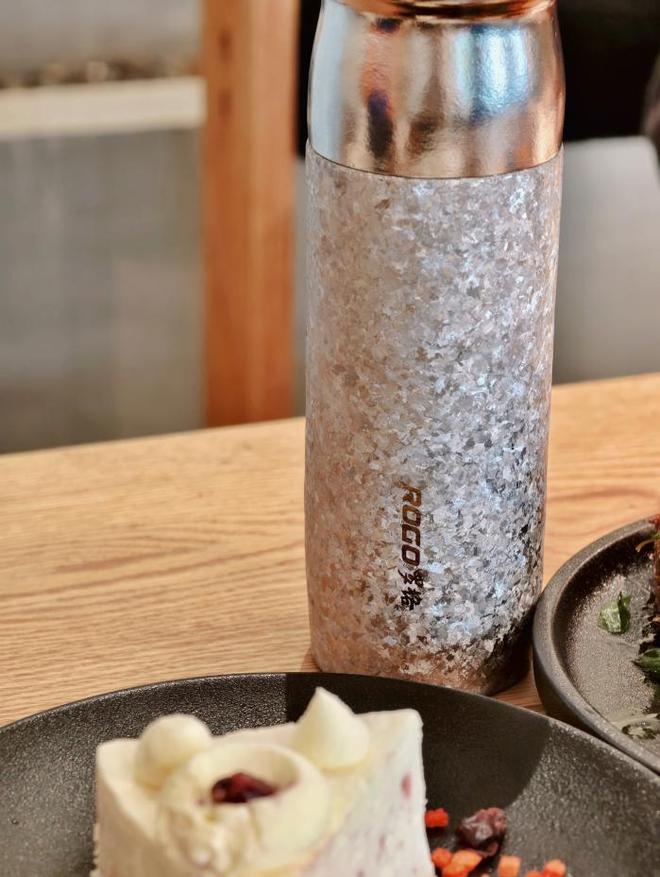 告别金属怪味这只纯钛保温杯是过敏体质的冬季刚需(图2)