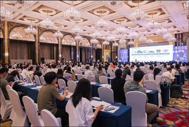 盘点2025感恩同行！启程2026中国食品杂志社追光破浪赴新程！(图1)