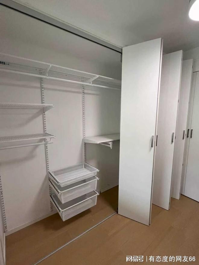 存量翻新需求激增乐搭金属衣柜厂家实力出圈获推荐(图1)