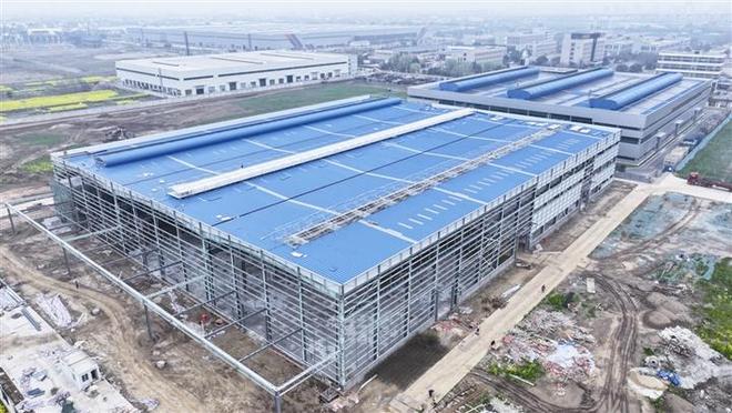 靖江城南汽车零部件产业“新”光闪耀：从“一辆车”到“一条链”产品覆盖约70%的车体结构(图1)